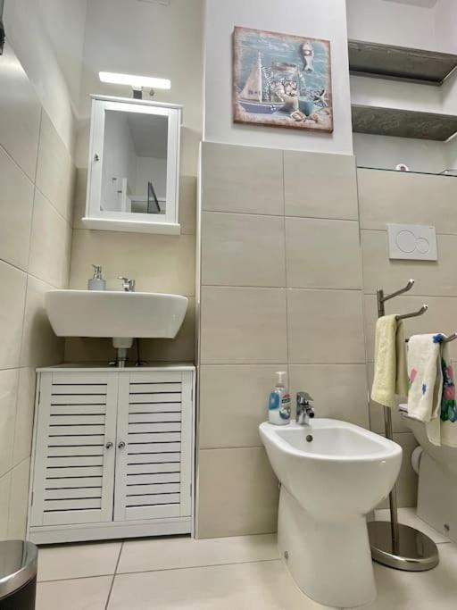 La Venezia'S Studio Flat Livorno Eksteriør billede